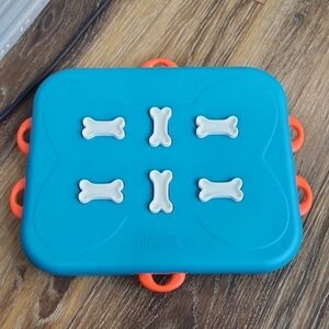 Outward Hound Dog Casino Treat Food Puzzle Nina Ottosson Sweden